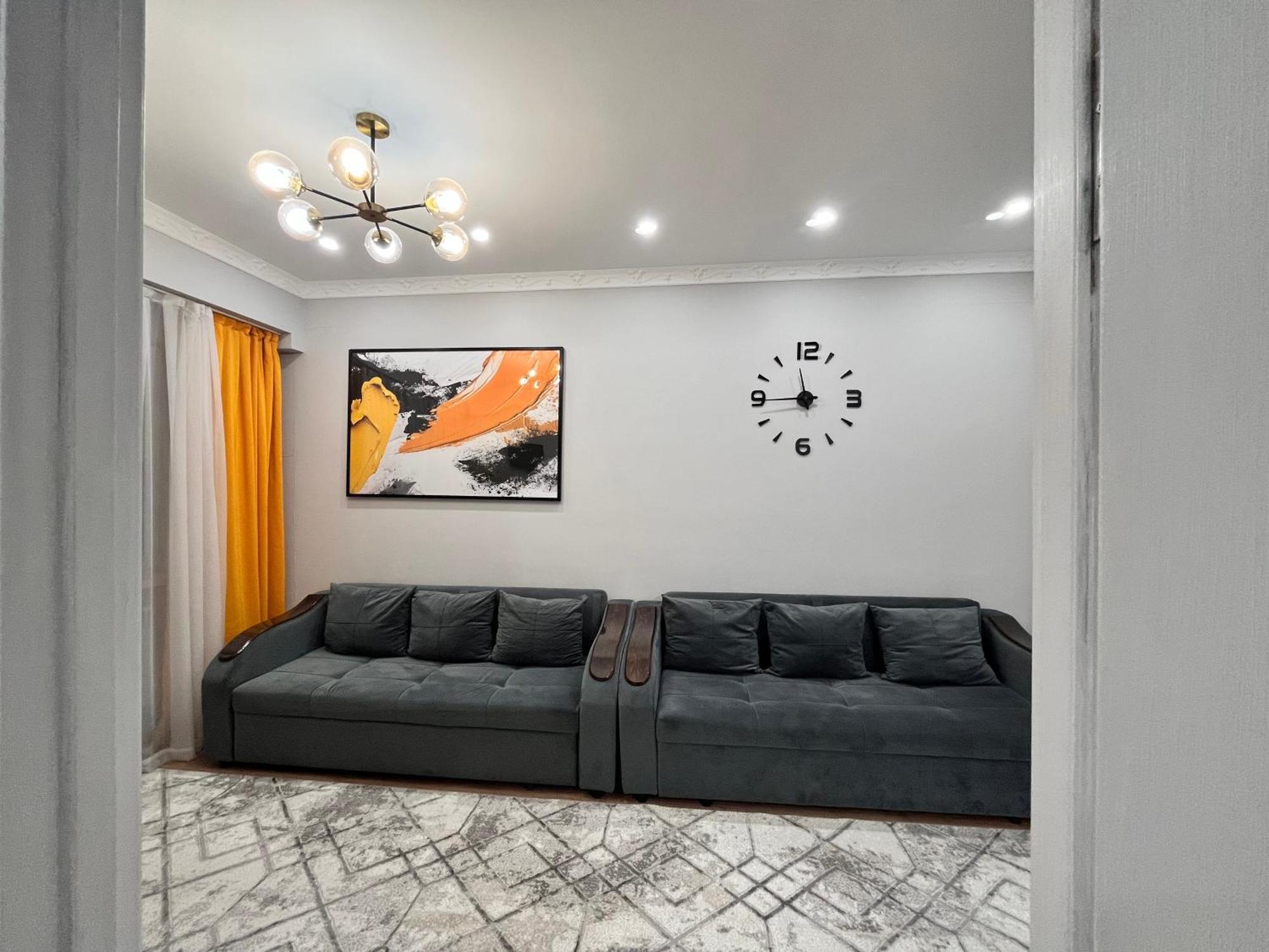 Apartamento 2-Х Комнатная В Золотом Квадрате Almatý Exterior foto